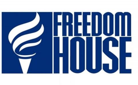 Freedom House berichtet über ethnische Säuberung von Armeniern in Bergkarabach