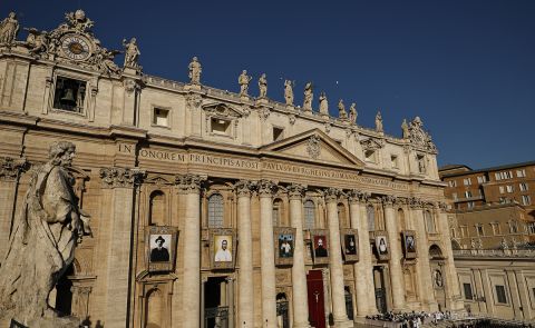 Pashinyan Attends Canonization Ceremony in Vatican