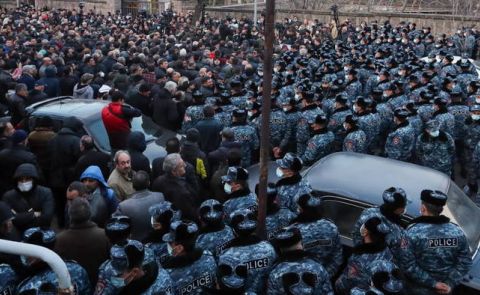 Demonstration der Opposition in Eriwan zur Unterstützung des nicht anerkannten Bergkarabachs